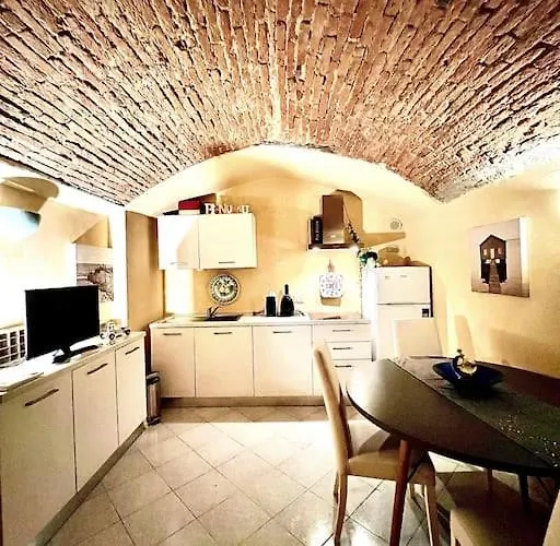 Taverna Il Grottino 아파트